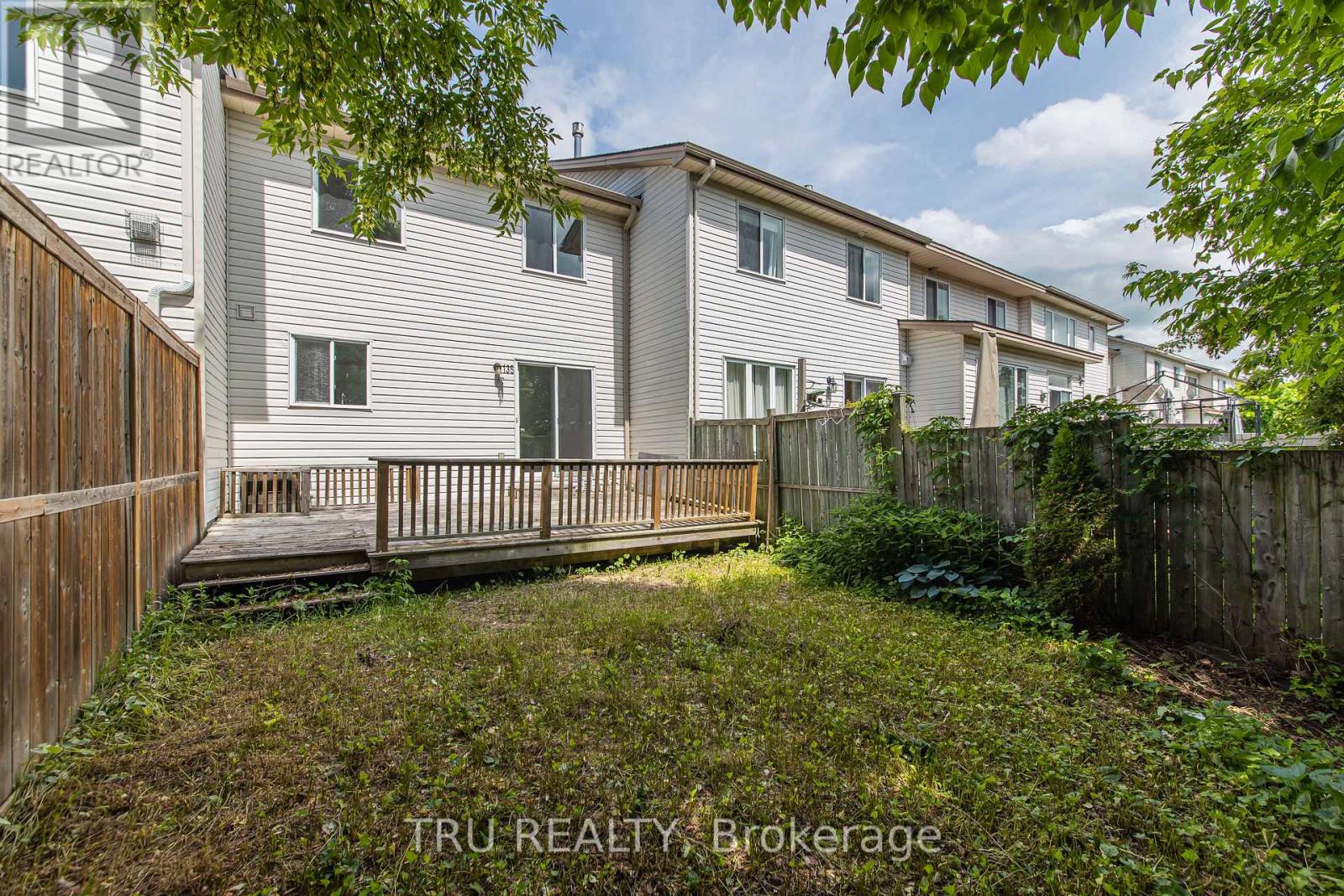 3 Bed, 2 Bath House for Sale in Ottawa – 135 MARGRAVE AVENUE, Ottawa – MLS# X13447734 - Image 45