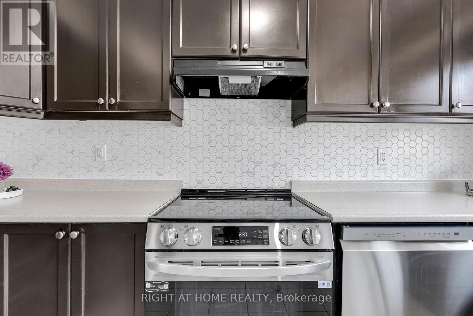 #54 6020 DERRY ROAD - 14