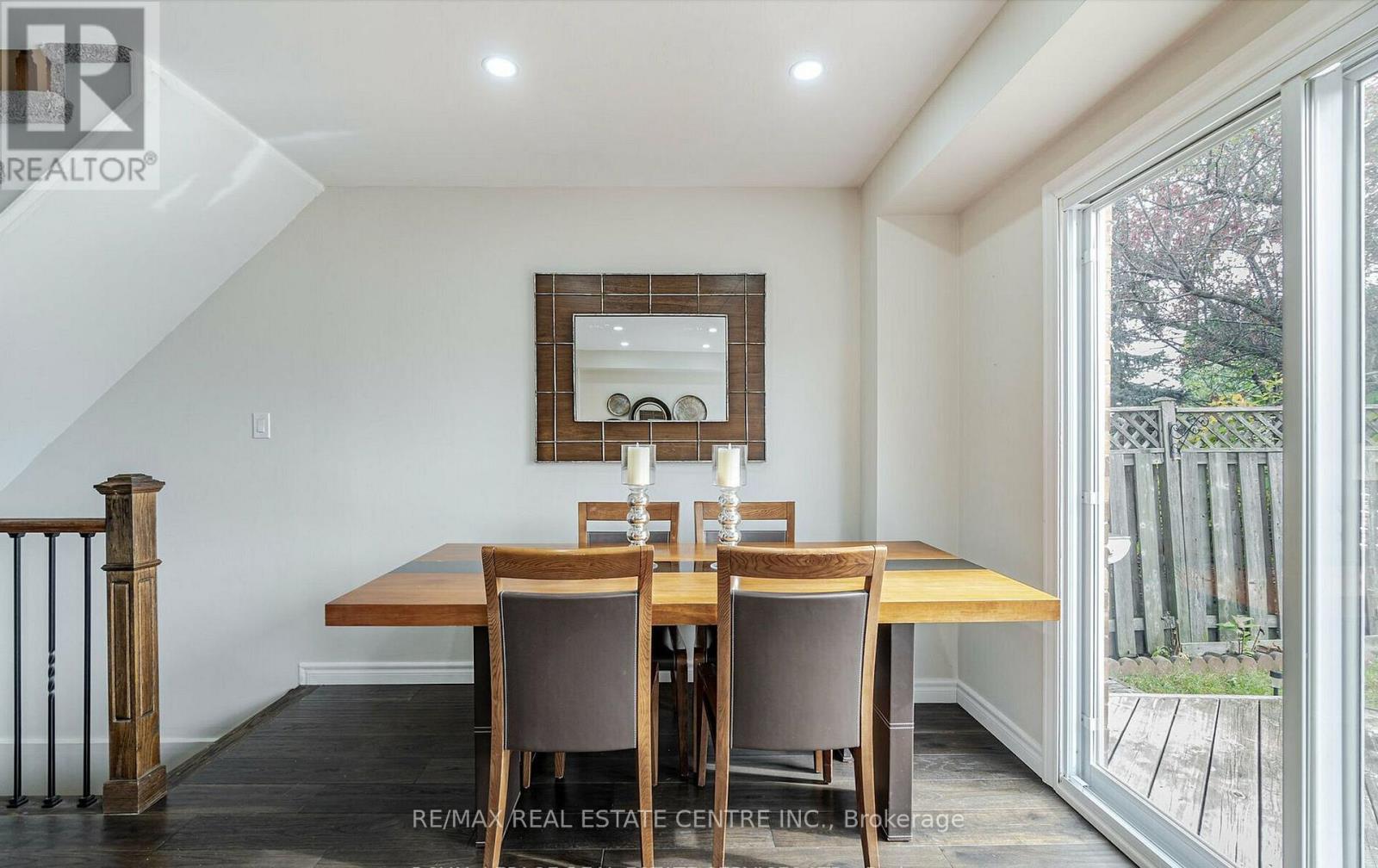 2046 GLENADA CRESCENT - 15