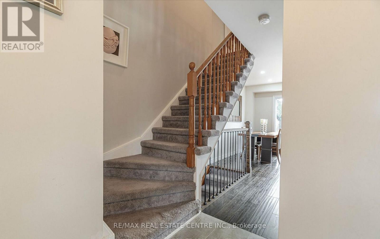 2046 GLENADA CRESCENT - 17