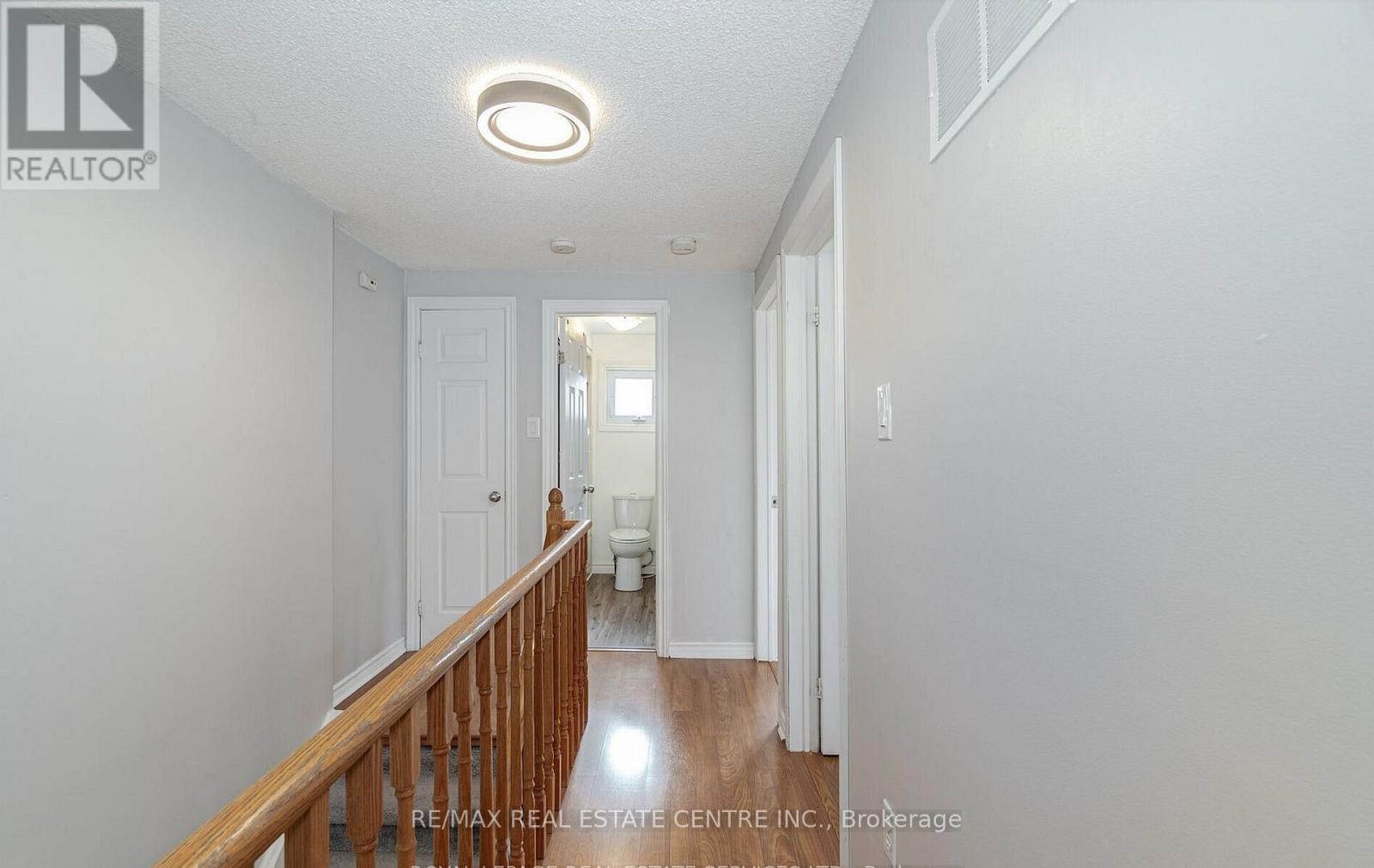 2046 GLENADA CRESCENT - 18