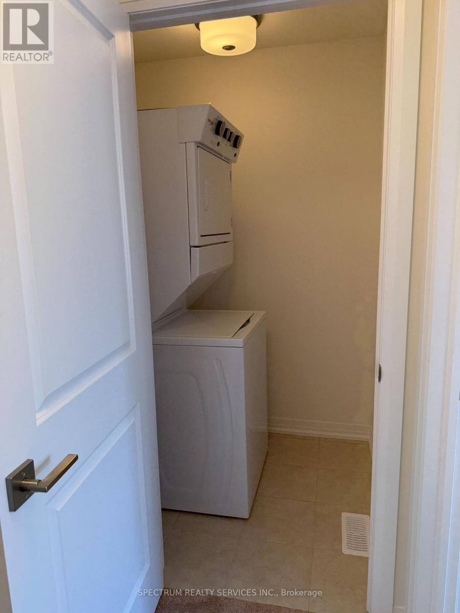 #27 660 COLBORNE STREET W - 20