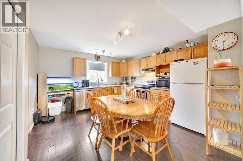 5121 23A Street — photo 10