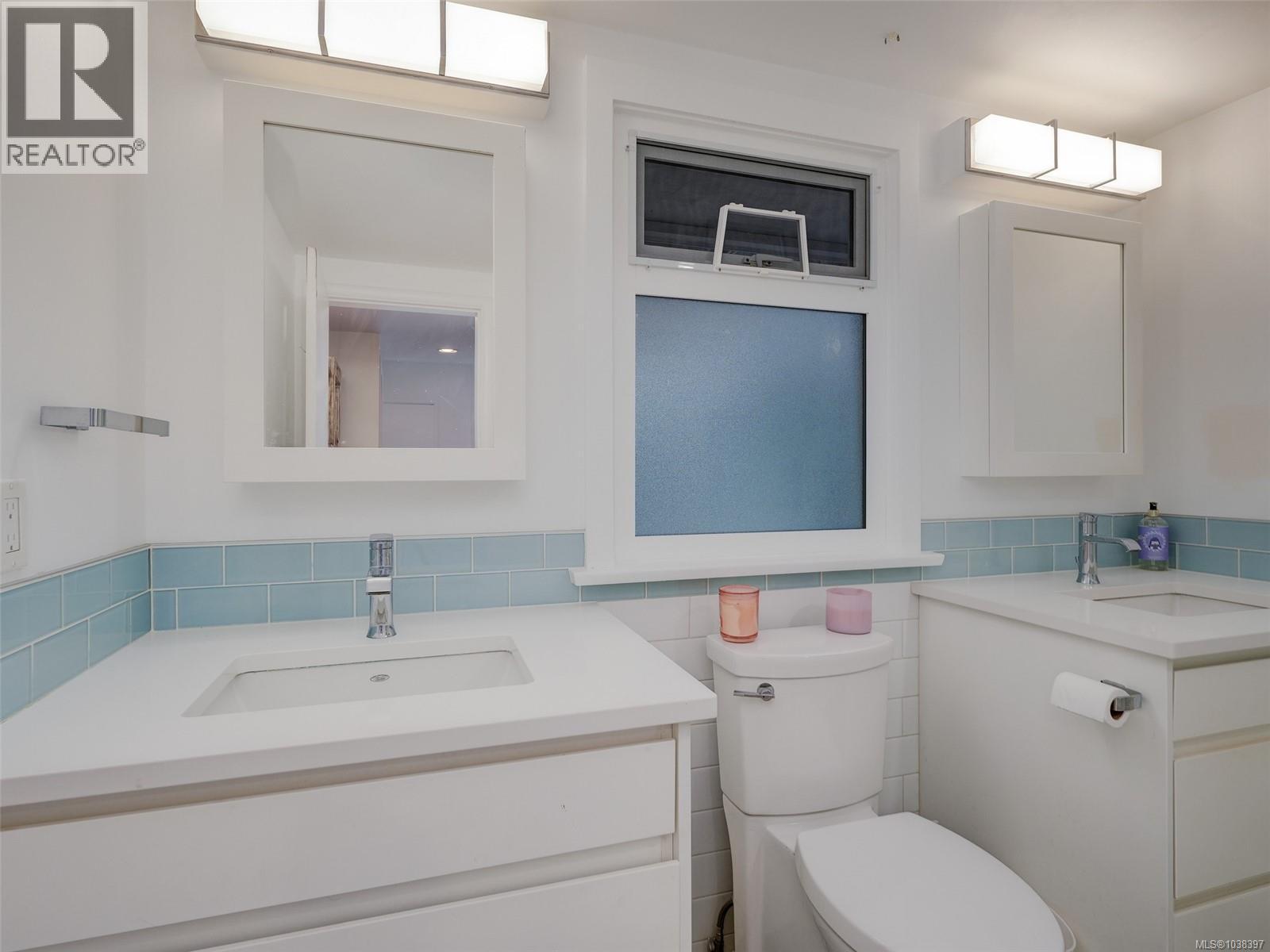 2979 Westdowne Rd - 14