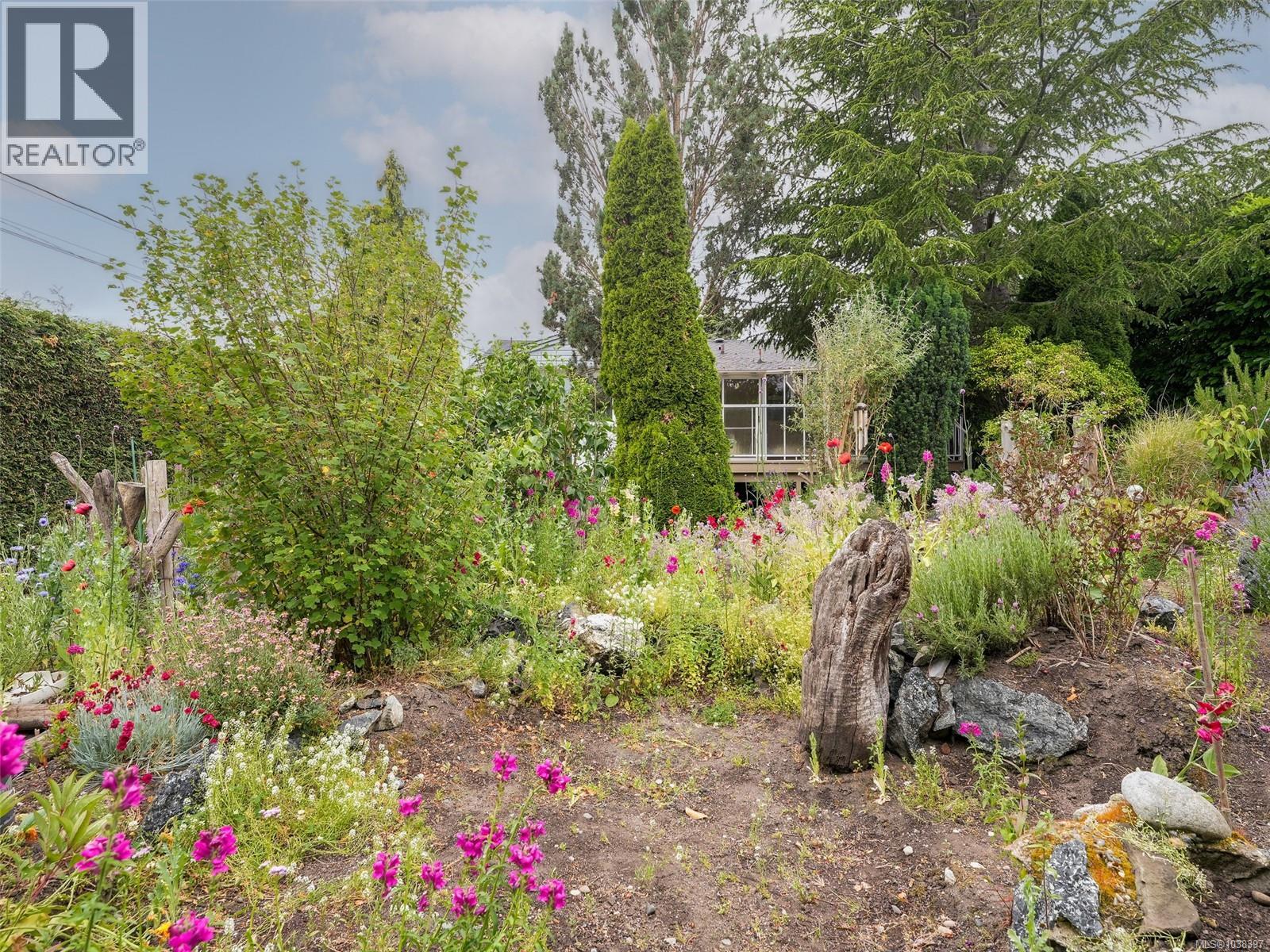 2979 Westdowne Rd - 30