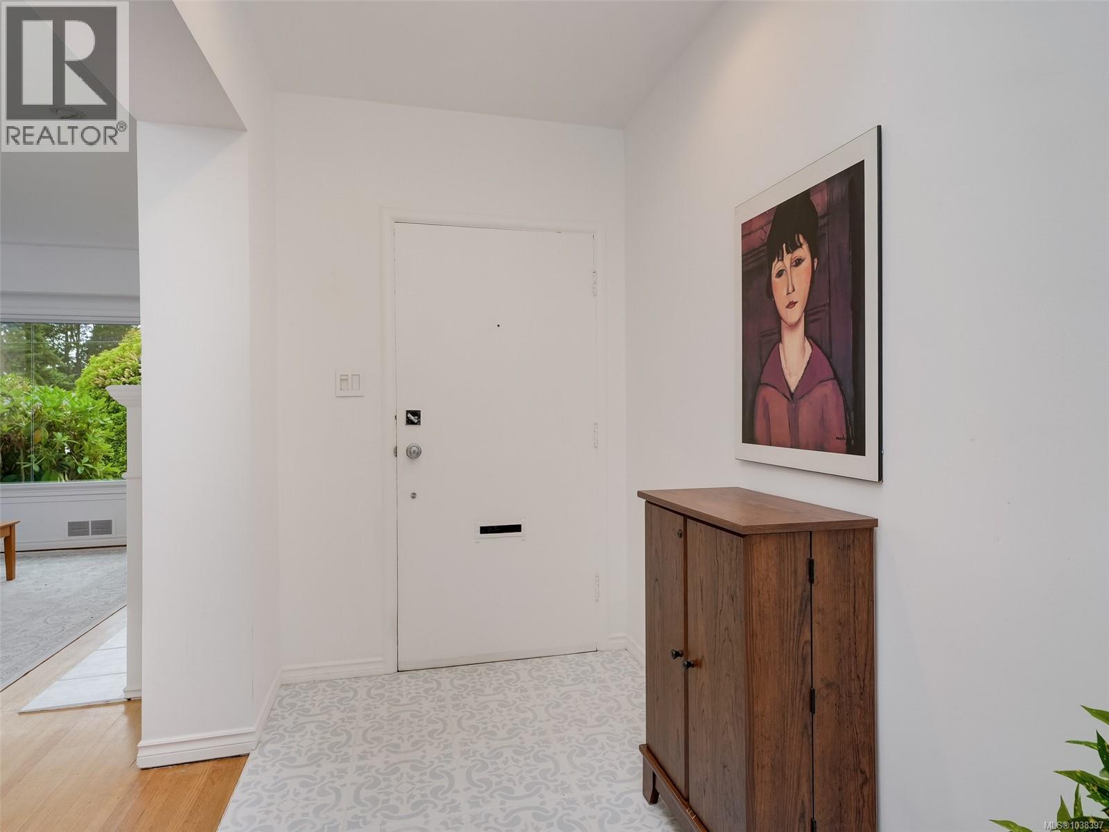  2979 Westdowne Road, Oak Bay