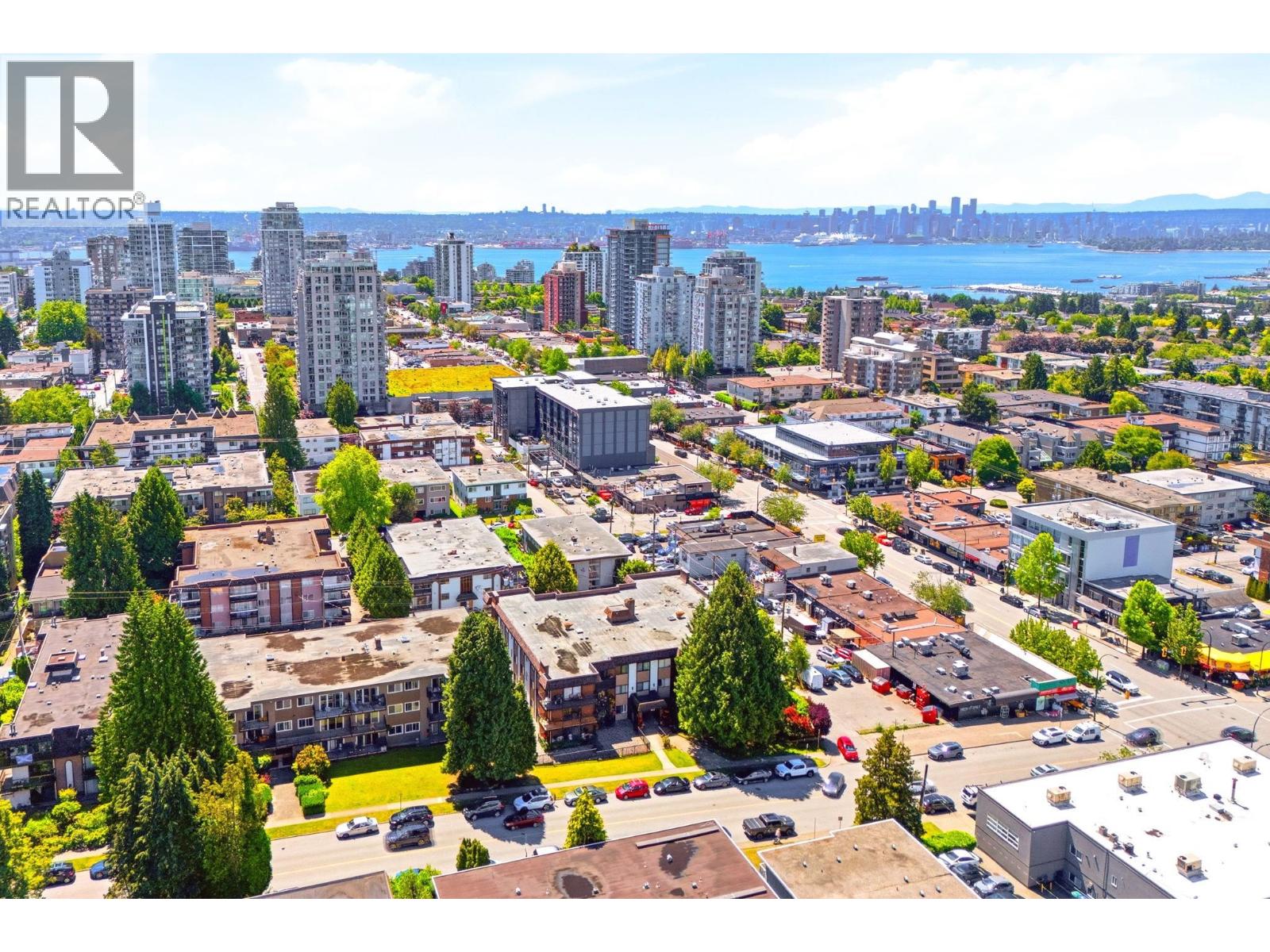 101 123 E 19TH STREET, North Vancouver