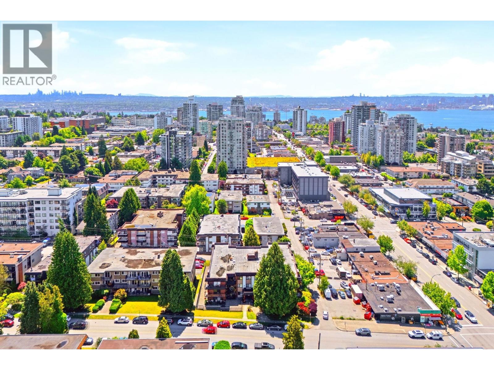 101 123 E 19TH STREET, North Vancouver