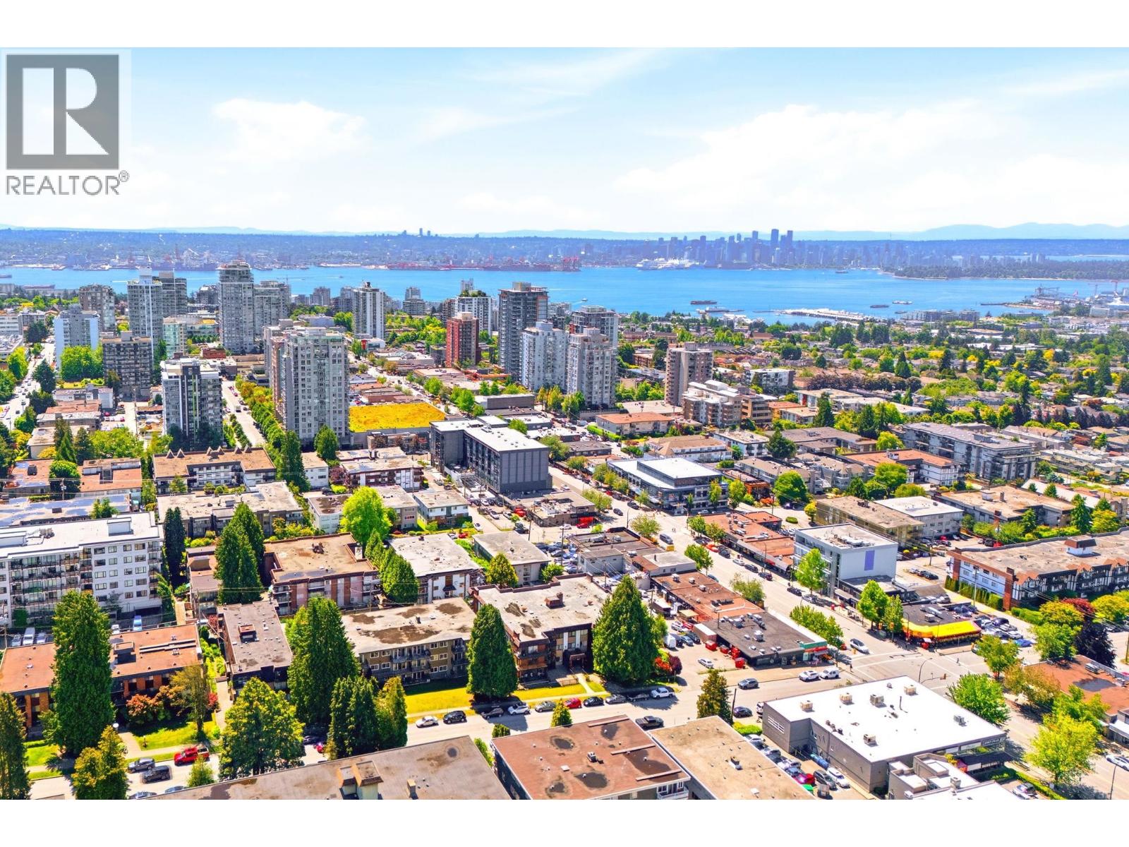 101 123 E 19TH STREET, North Vancouver