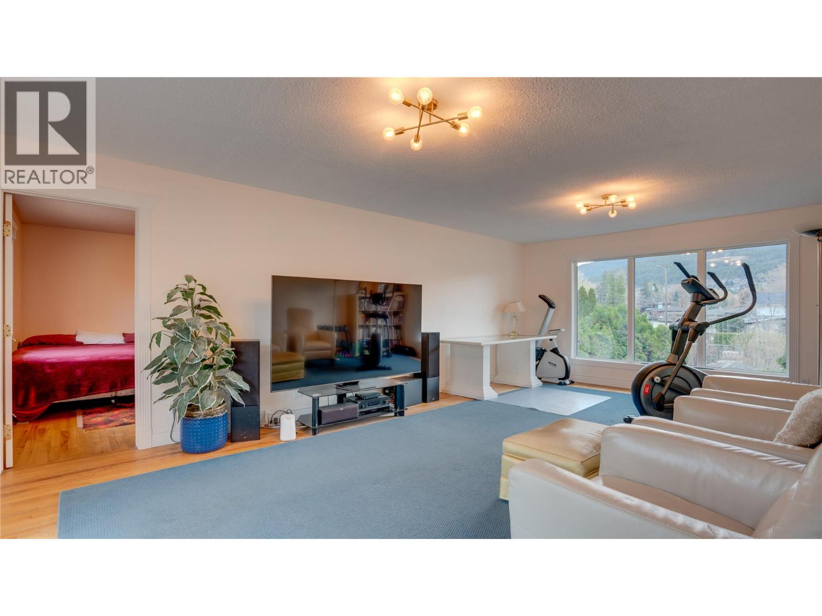 12300 Kalamalka Road - 34
