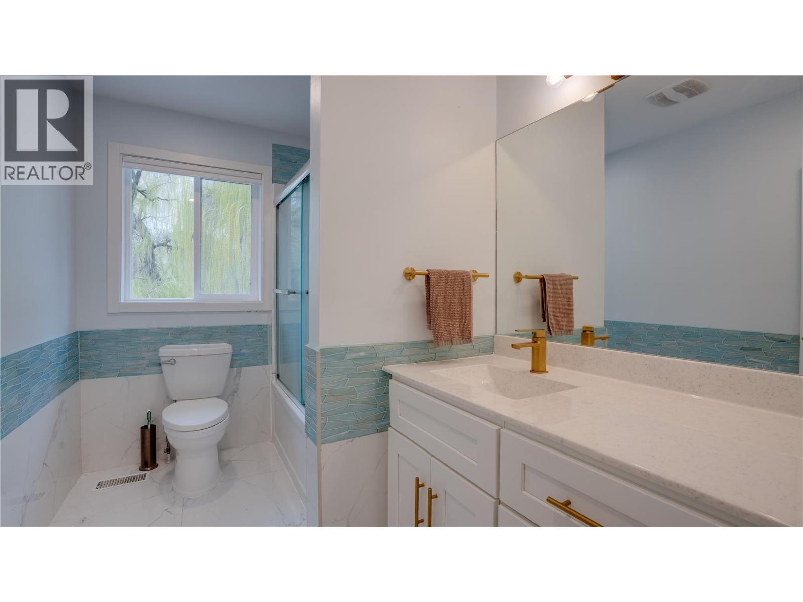 12300 Kalamalka Road - 31