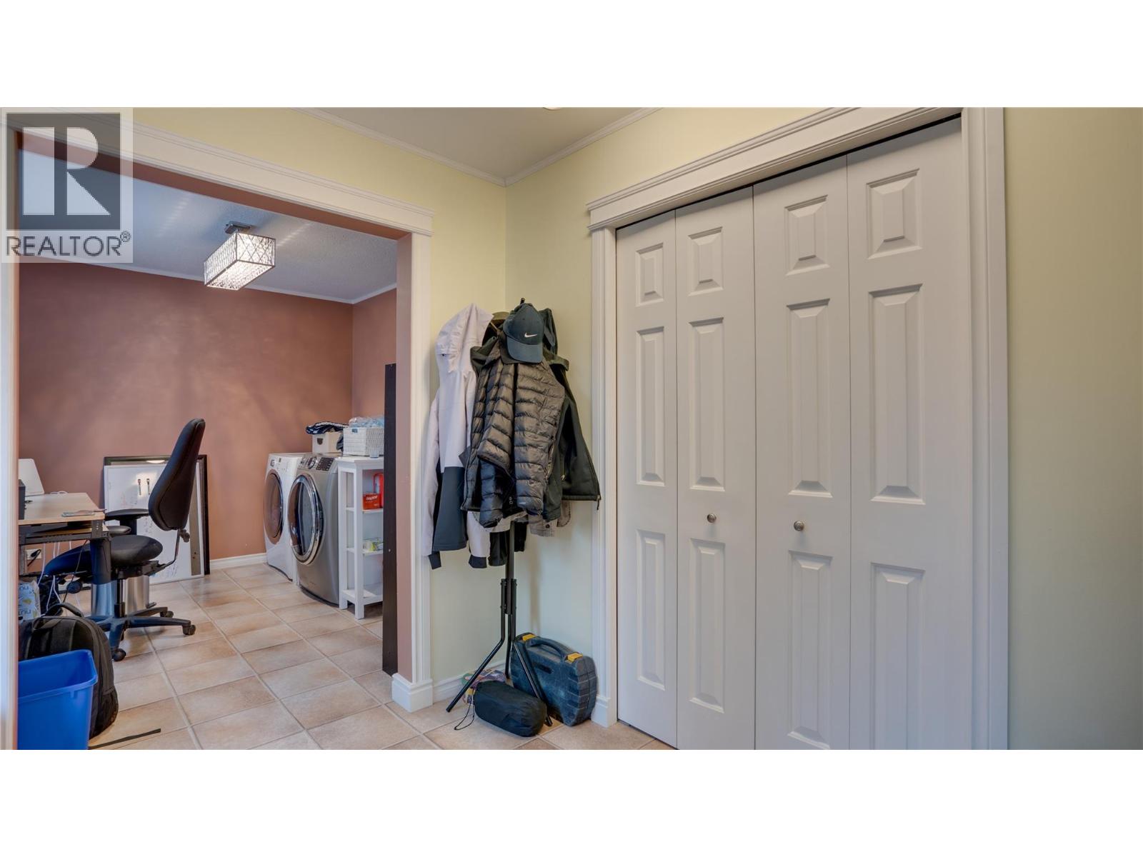 12300 Kalamalka Road - 48