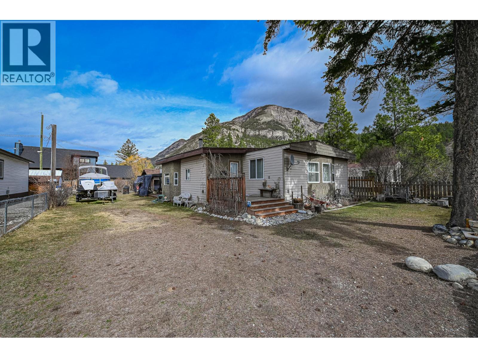 4981 Spruce Avenue - 45