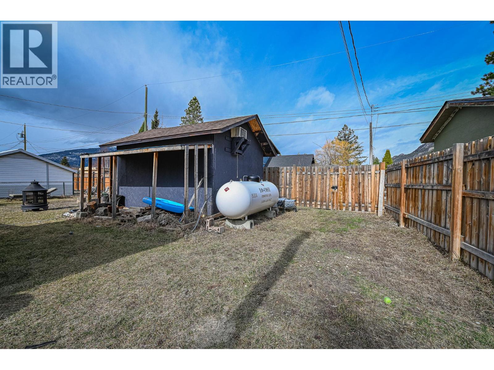 4981 Spruce Avenue - 44