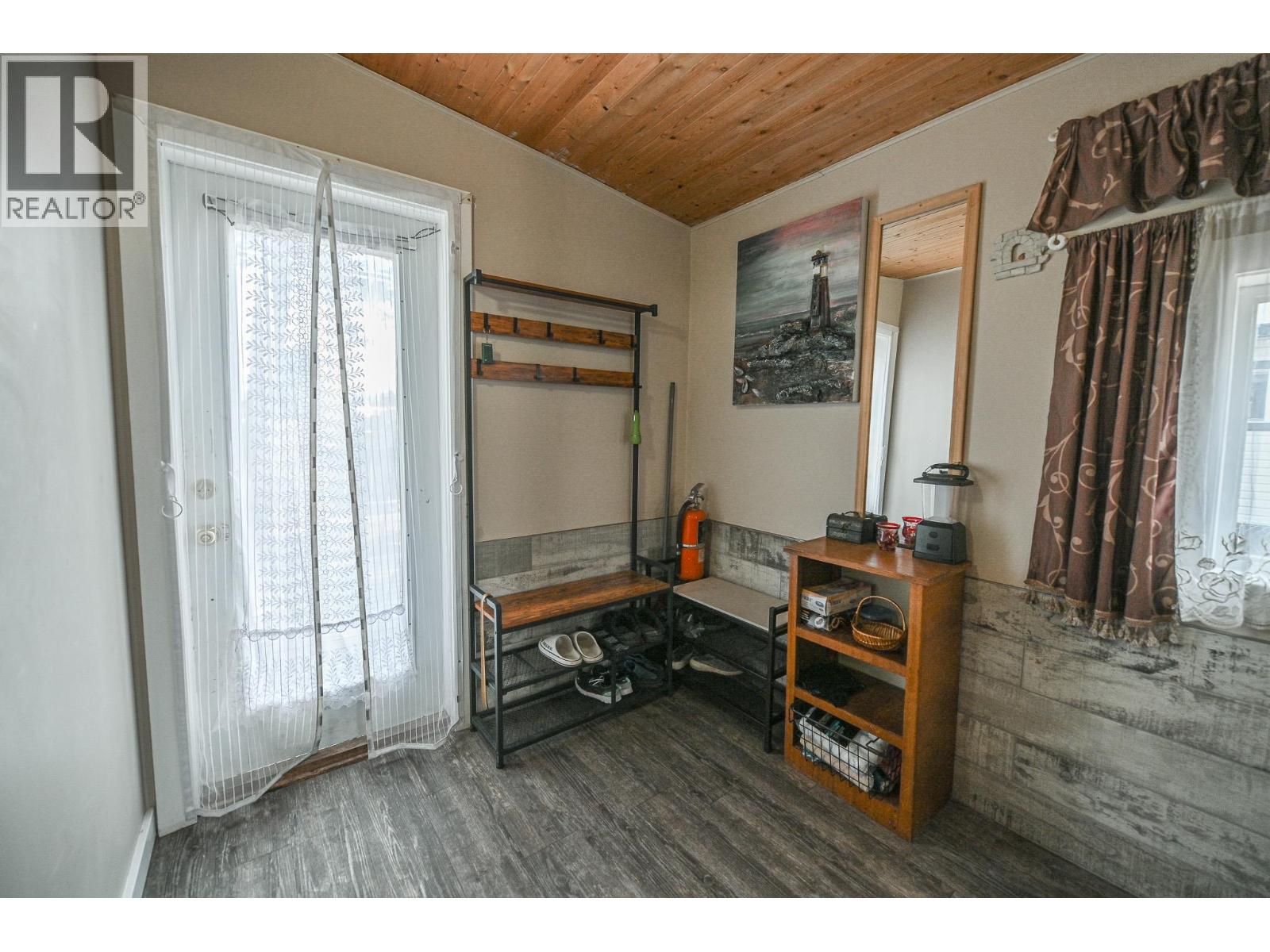 4981 Spruce Avenue - 19