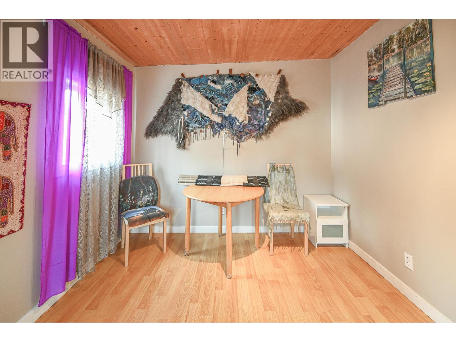 4981 Spruce Avenue - 36