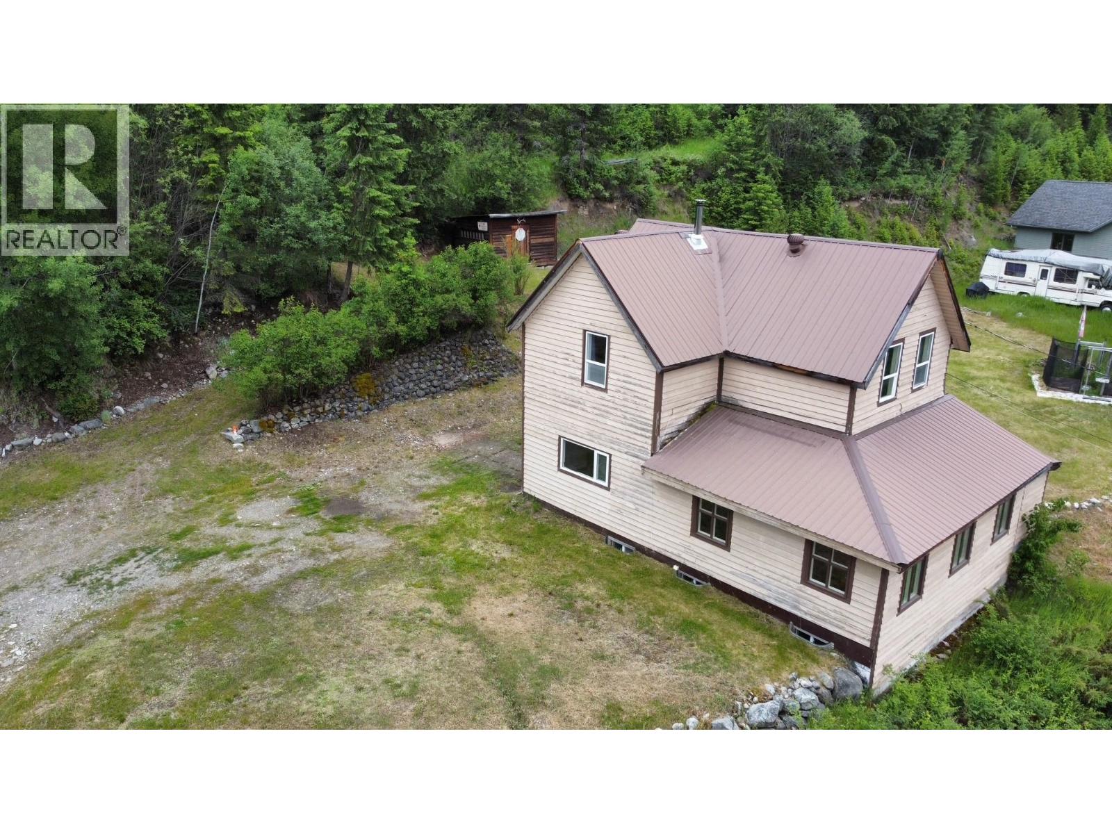 456 Long Lake Avenue, Greenwood