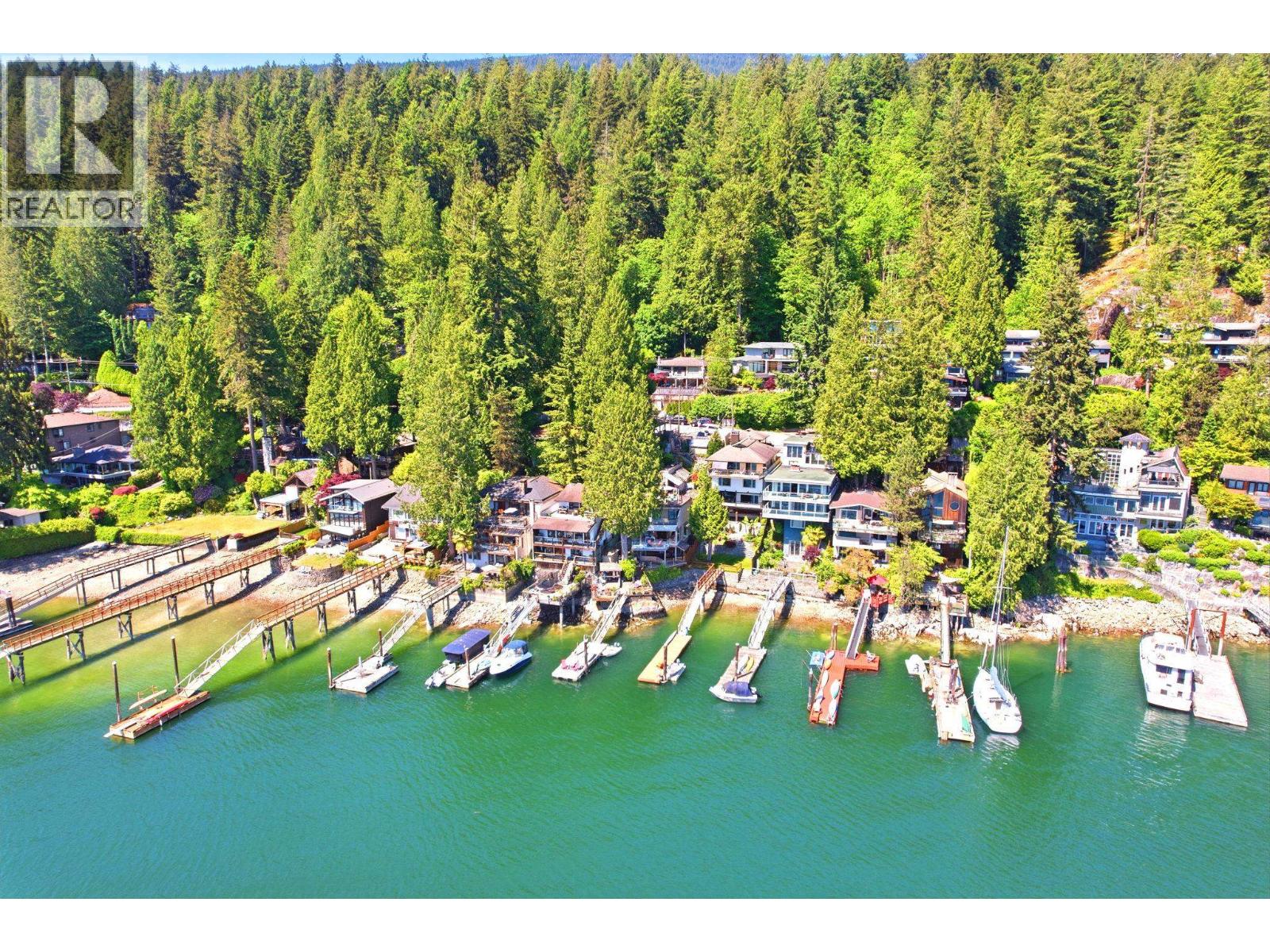 2848 PANORAMA DRIVE, North Vancouver