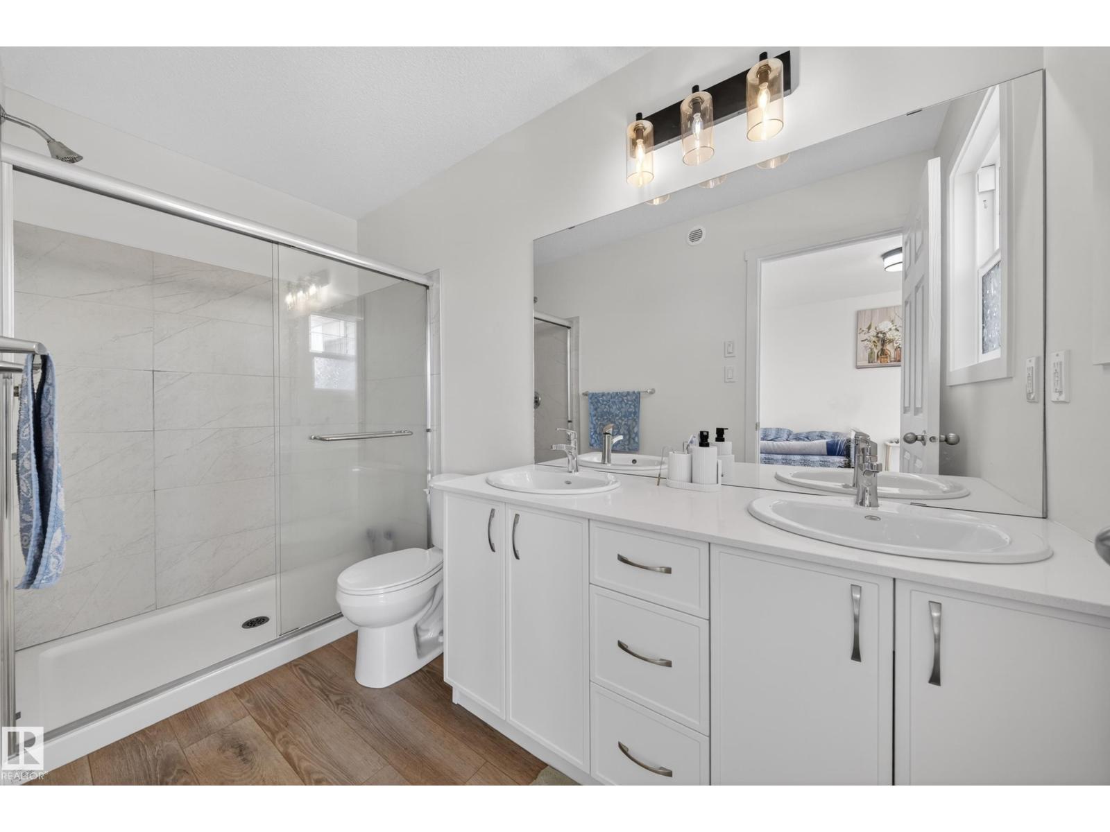 1684 12 ST NW — photo 34