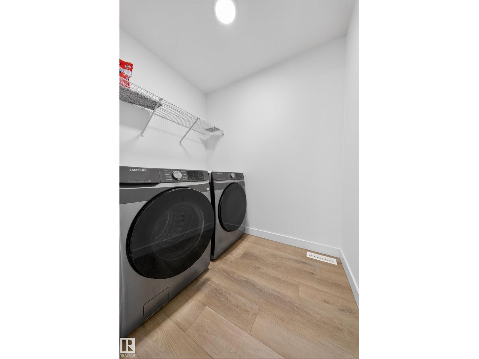 1684 12 ST NW — photo 36