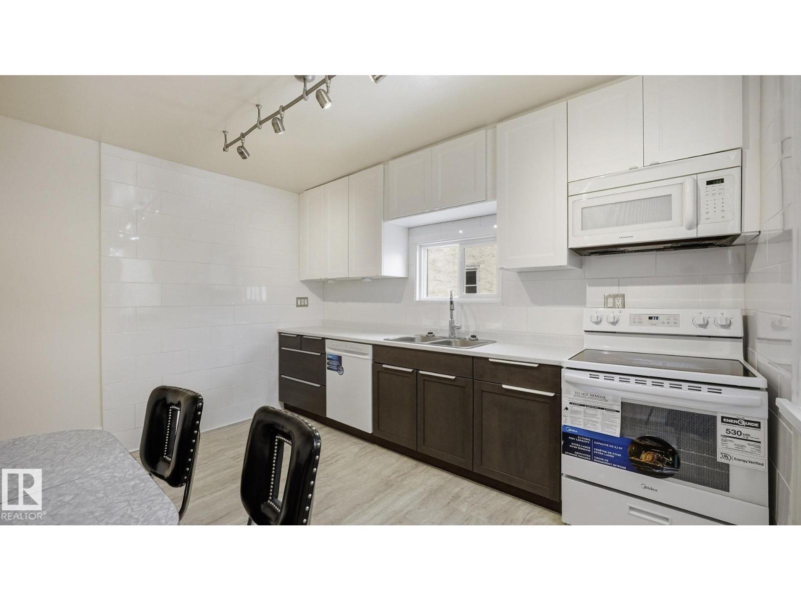 12338 91 ST NW - 8
