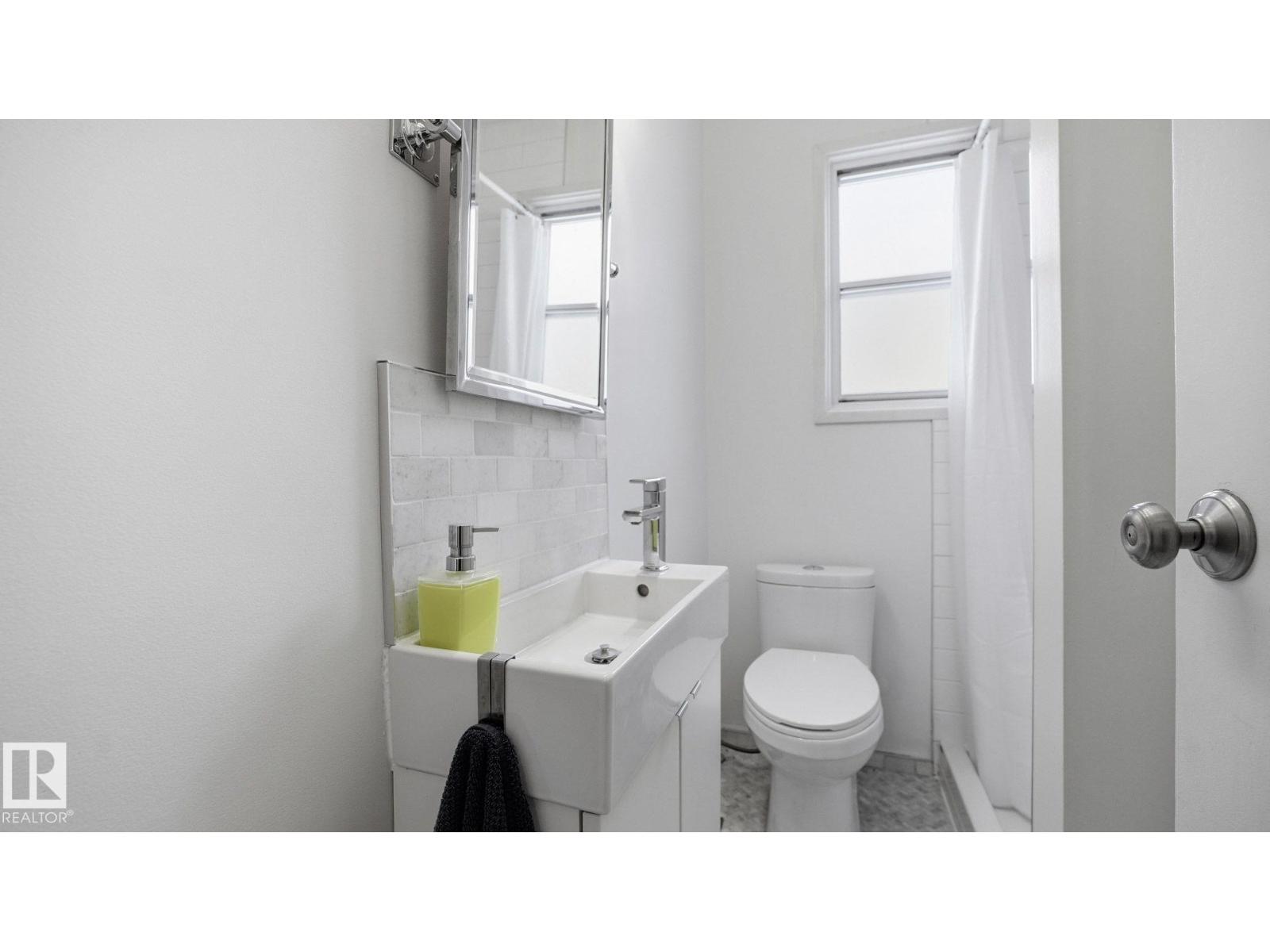 12338 91 ST NW - 11