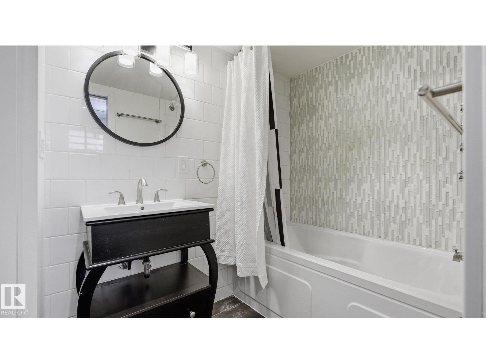 12338 91 ST NW - 16