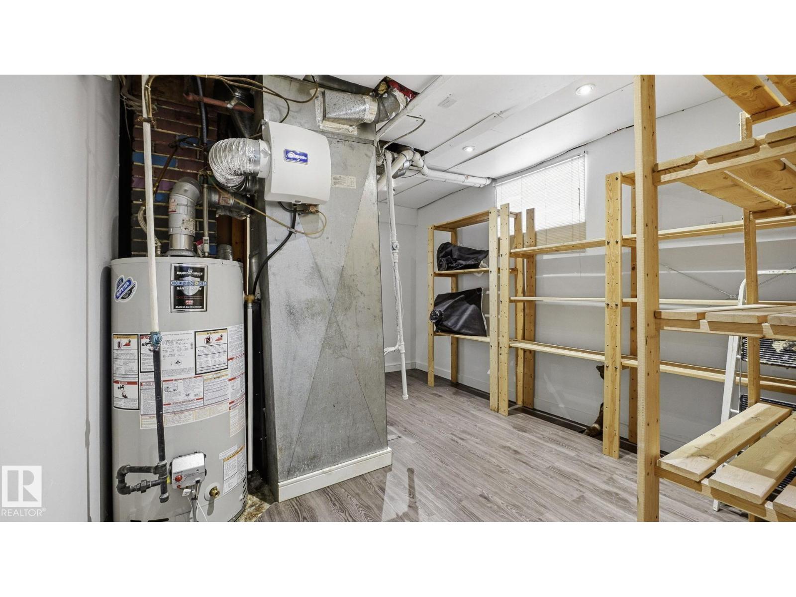 12338 91 ST NW - 18