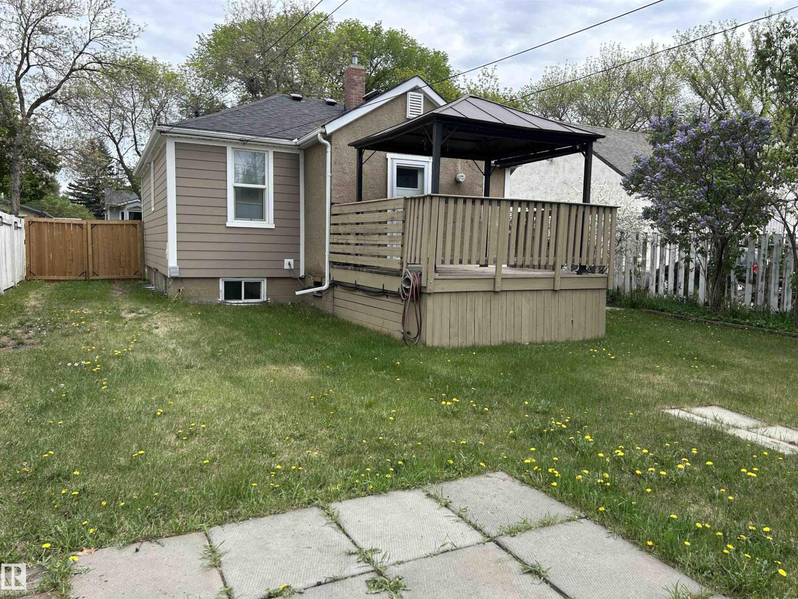 12338 91 ST NW - 21