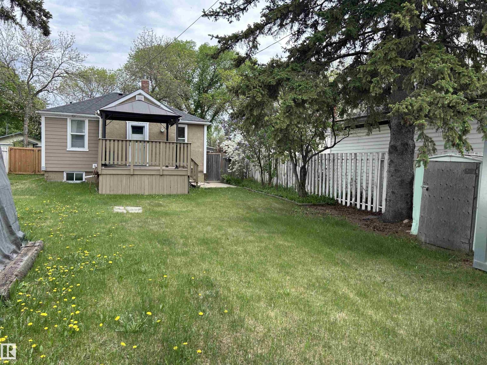 12338 91 ST NW - 23