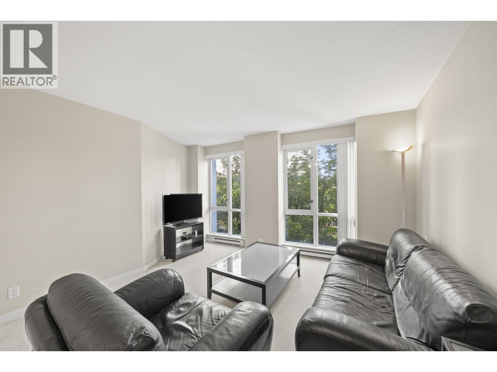 306 583 BEACH CRESCENT, Vancouver