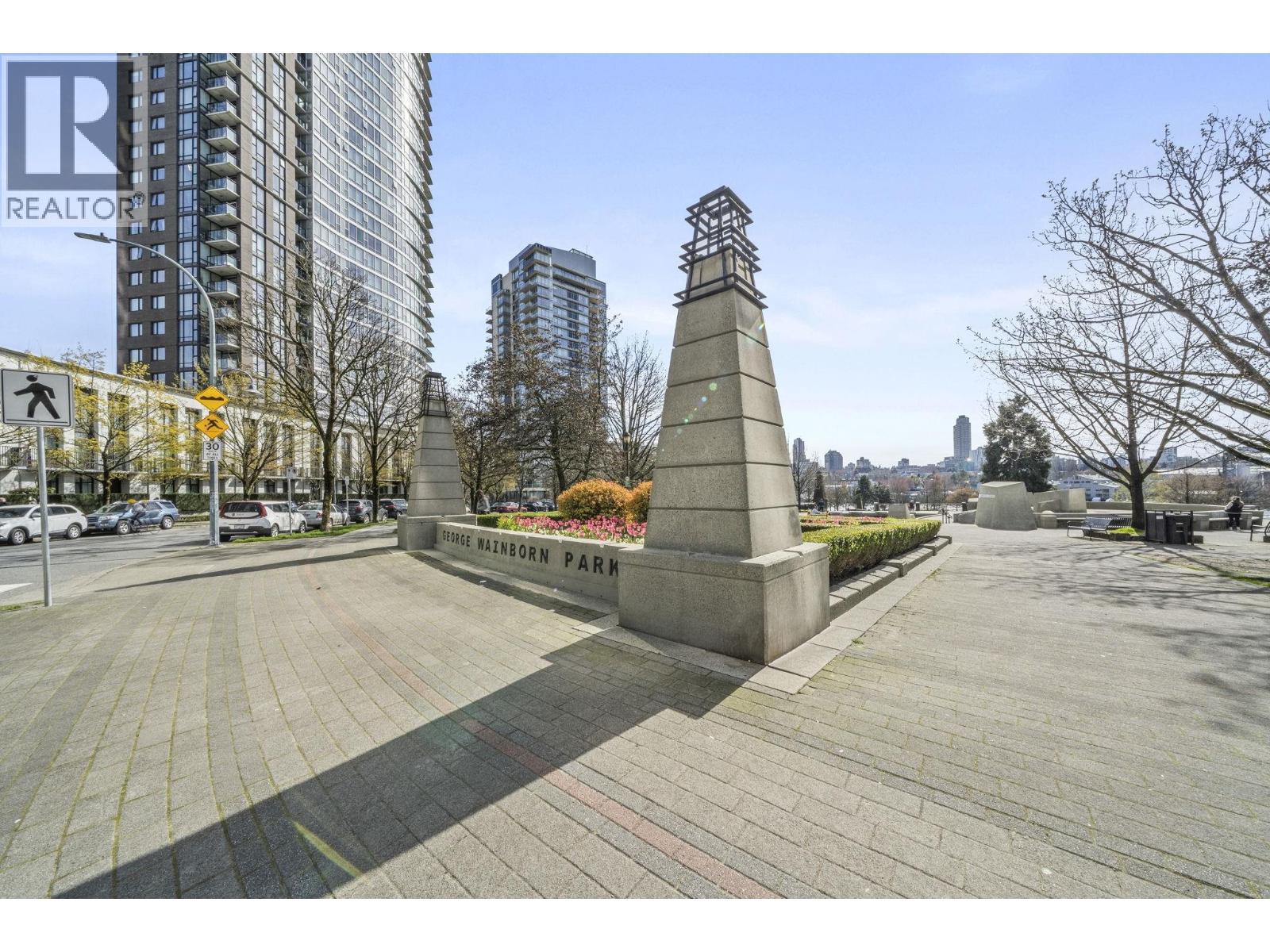 306 583 BEACH CRESCENT, Vancouver