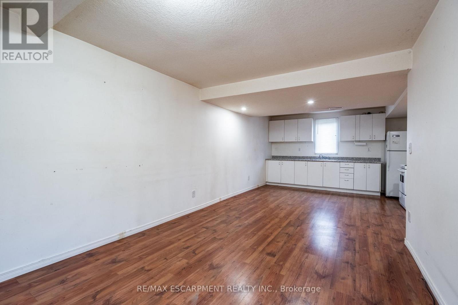 154-156 FREELTON ROAD - 2