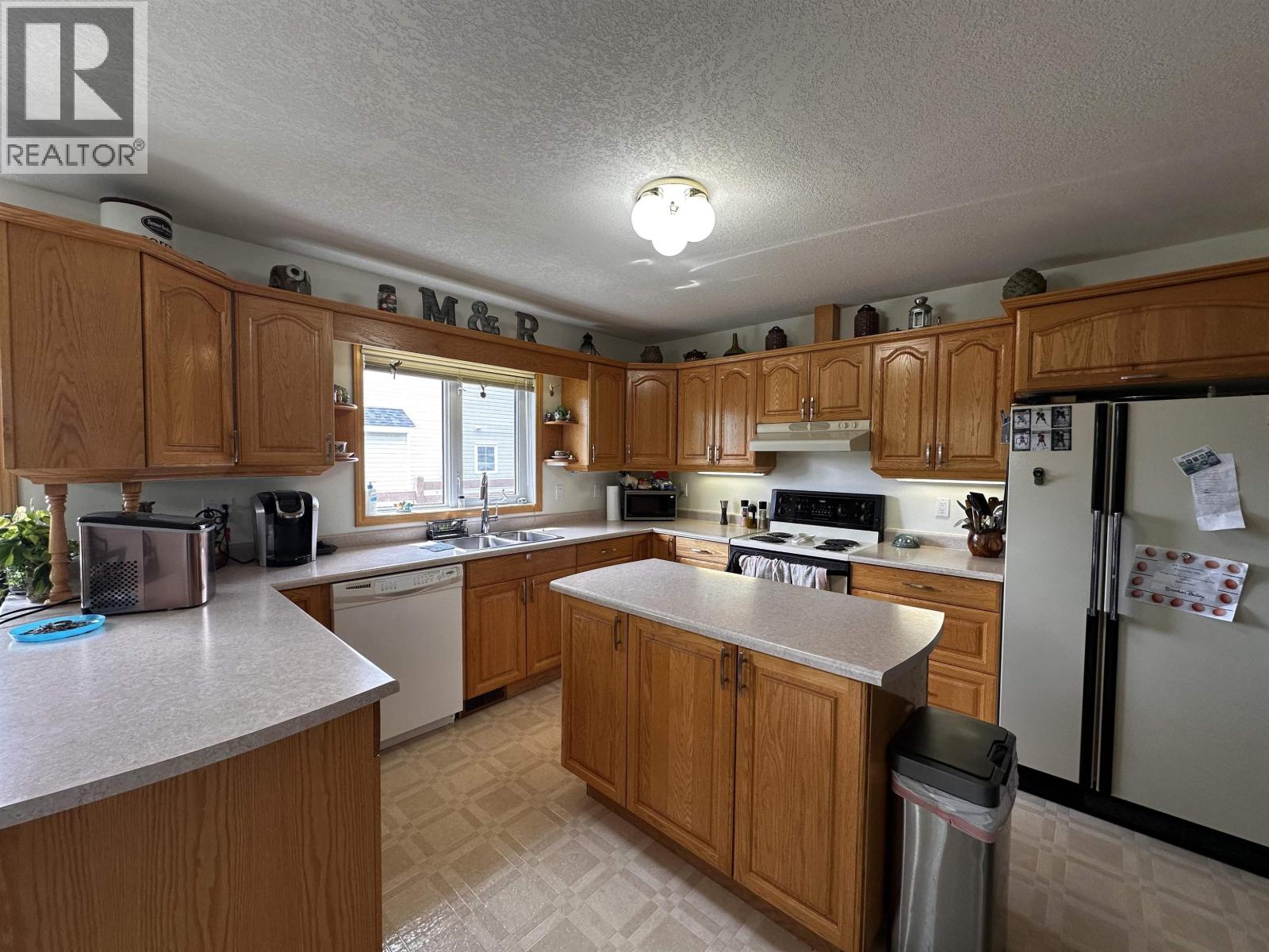5512 MINNAKER CRESCENT - 8