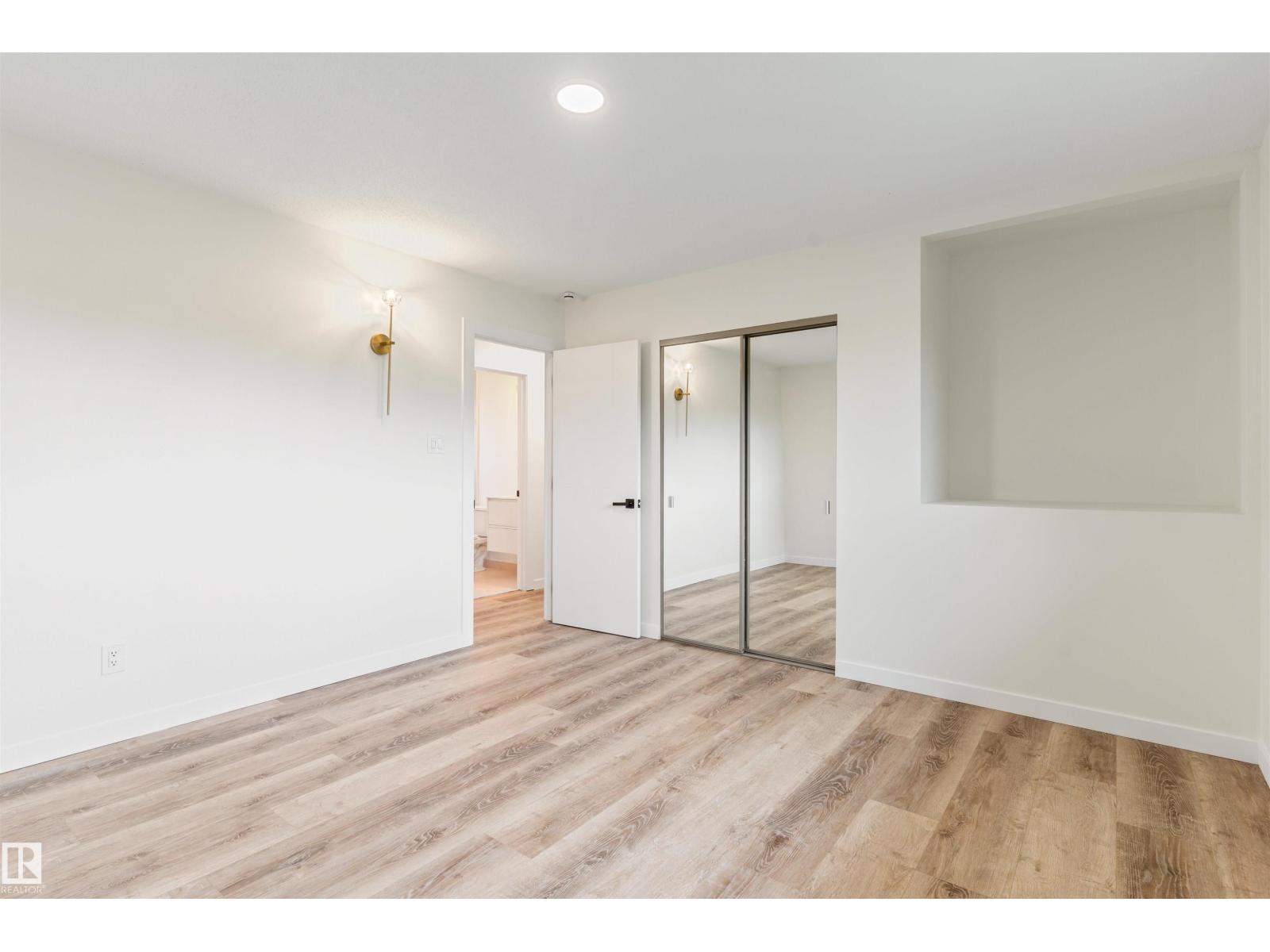 4735 49 A ST — photo 22