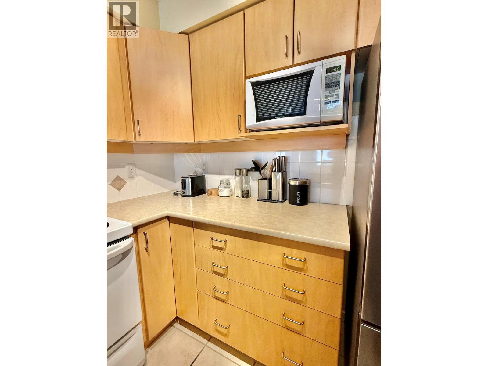 #406 7600 COTTONWOOD Drive - 6