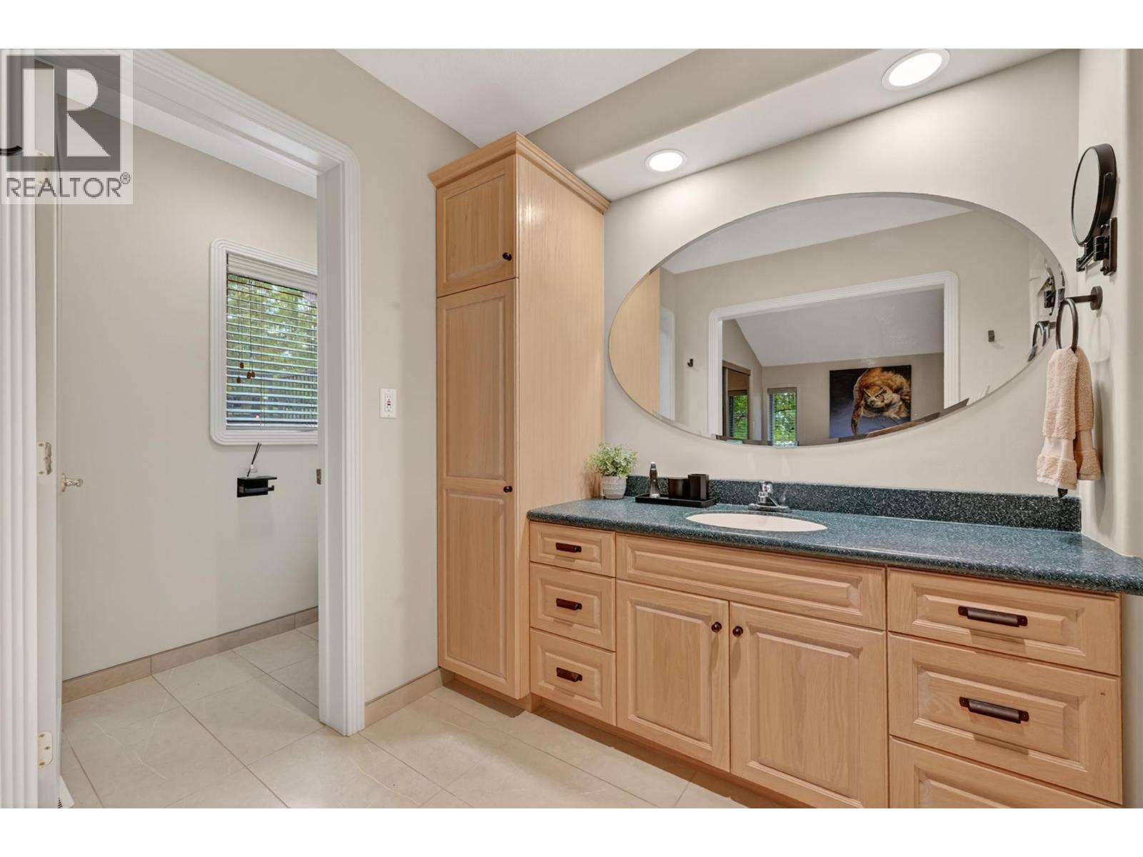821 4th Avenue - 32