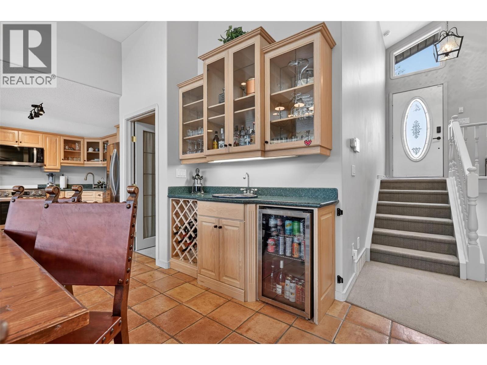 821 4th Avenue - 16