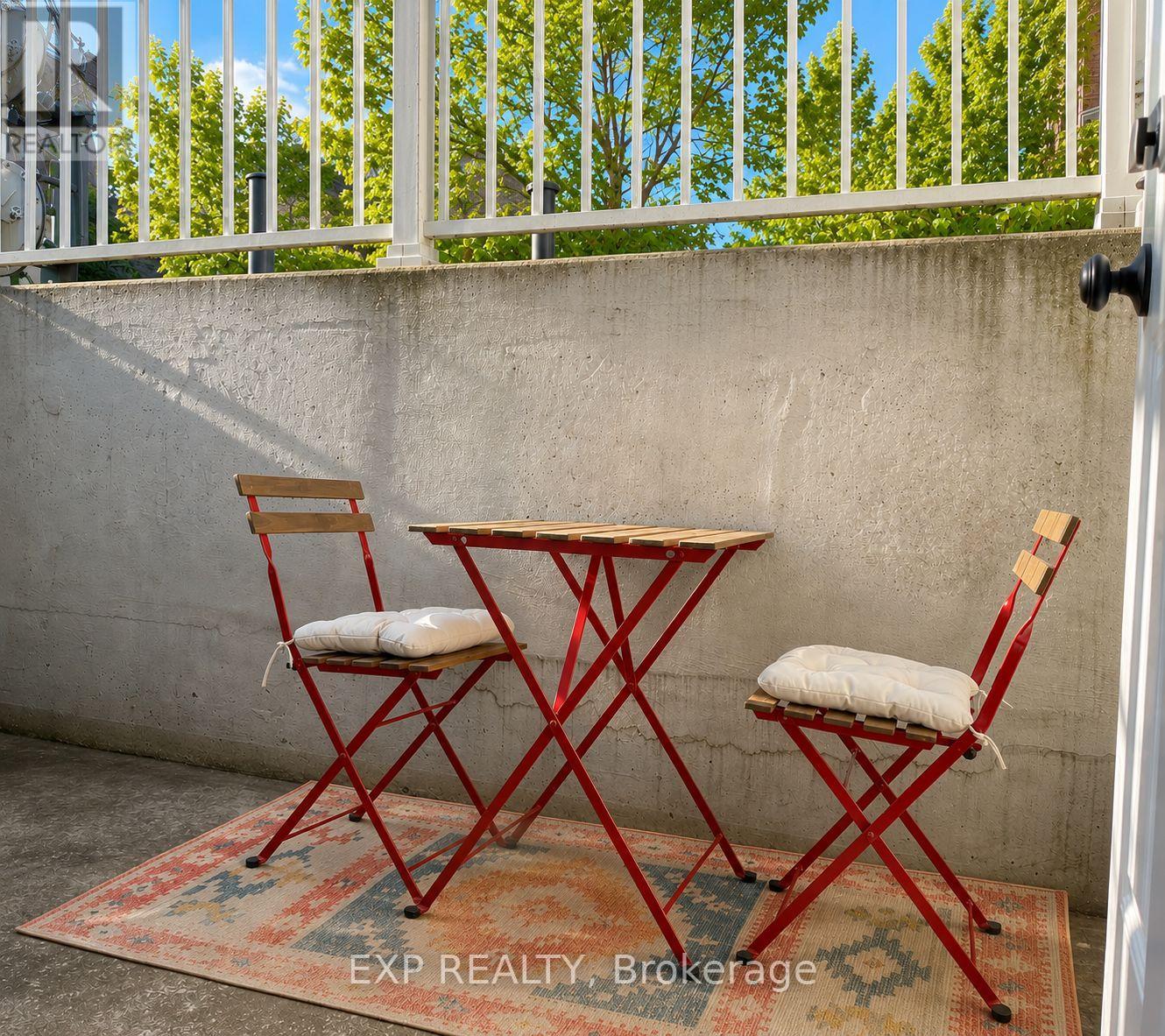 #29 31 FOUNDRY AVENUE - 19