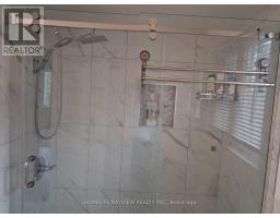 137 Widdifield Avenue, Newmarket, ON L3X1Z3 Photo 26
