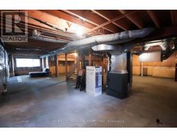 137 Widdifield Avenue, Newmarket, ON L3X1Z3 Photo 40