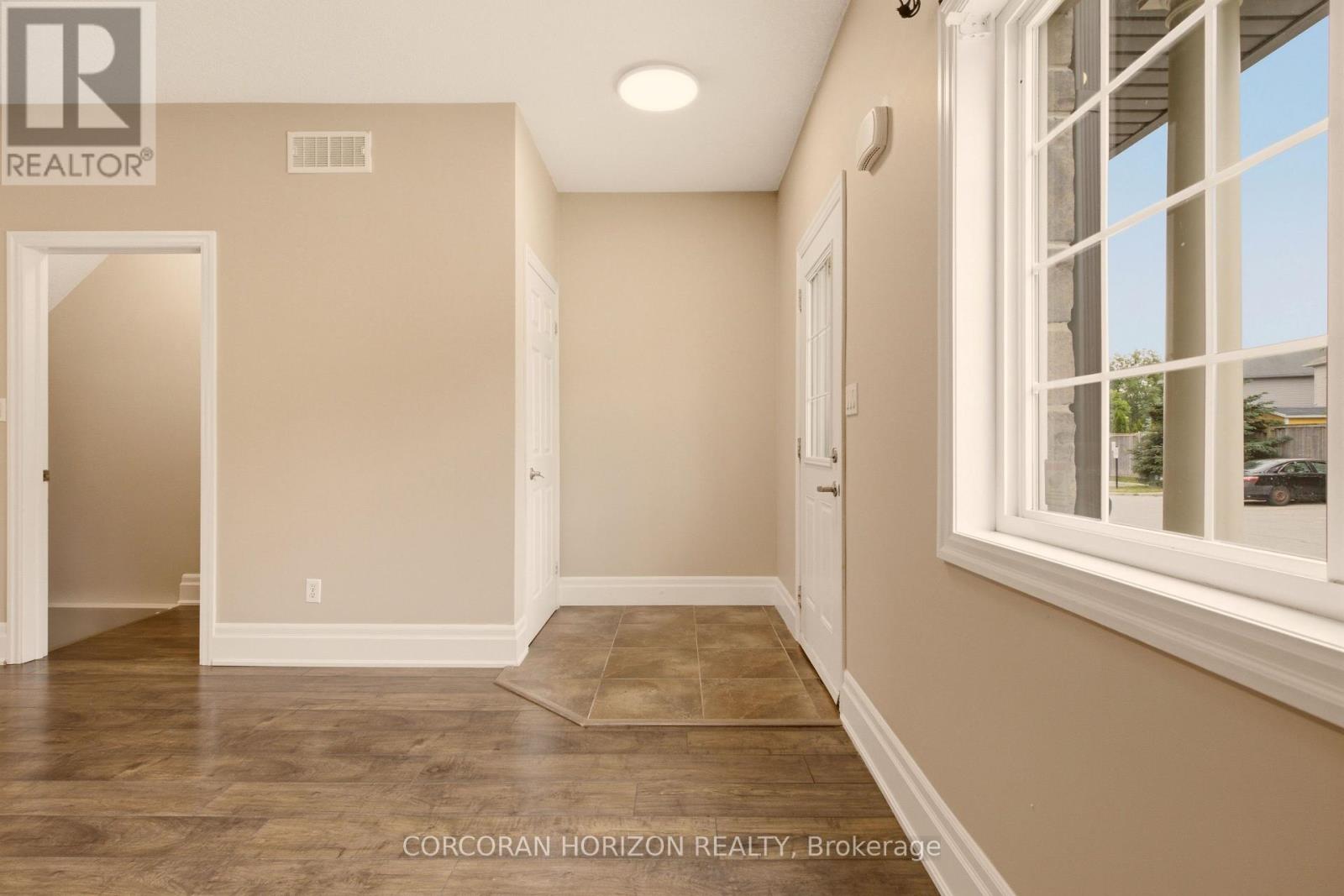 #14 1180 COUNTRYSTONE DRIVE - 5