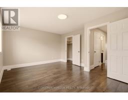 14 - 1180 Countrystone Drive, Kitchener, ON N2N0B9 Photo 16
