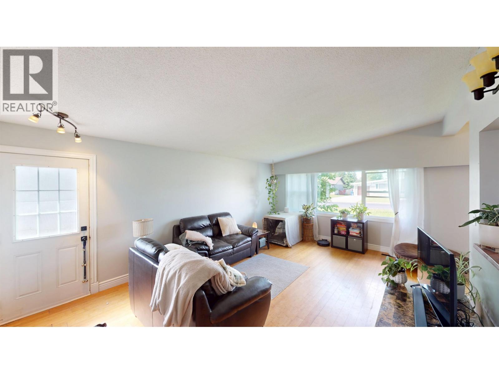 9403 112 AVENUE - 12