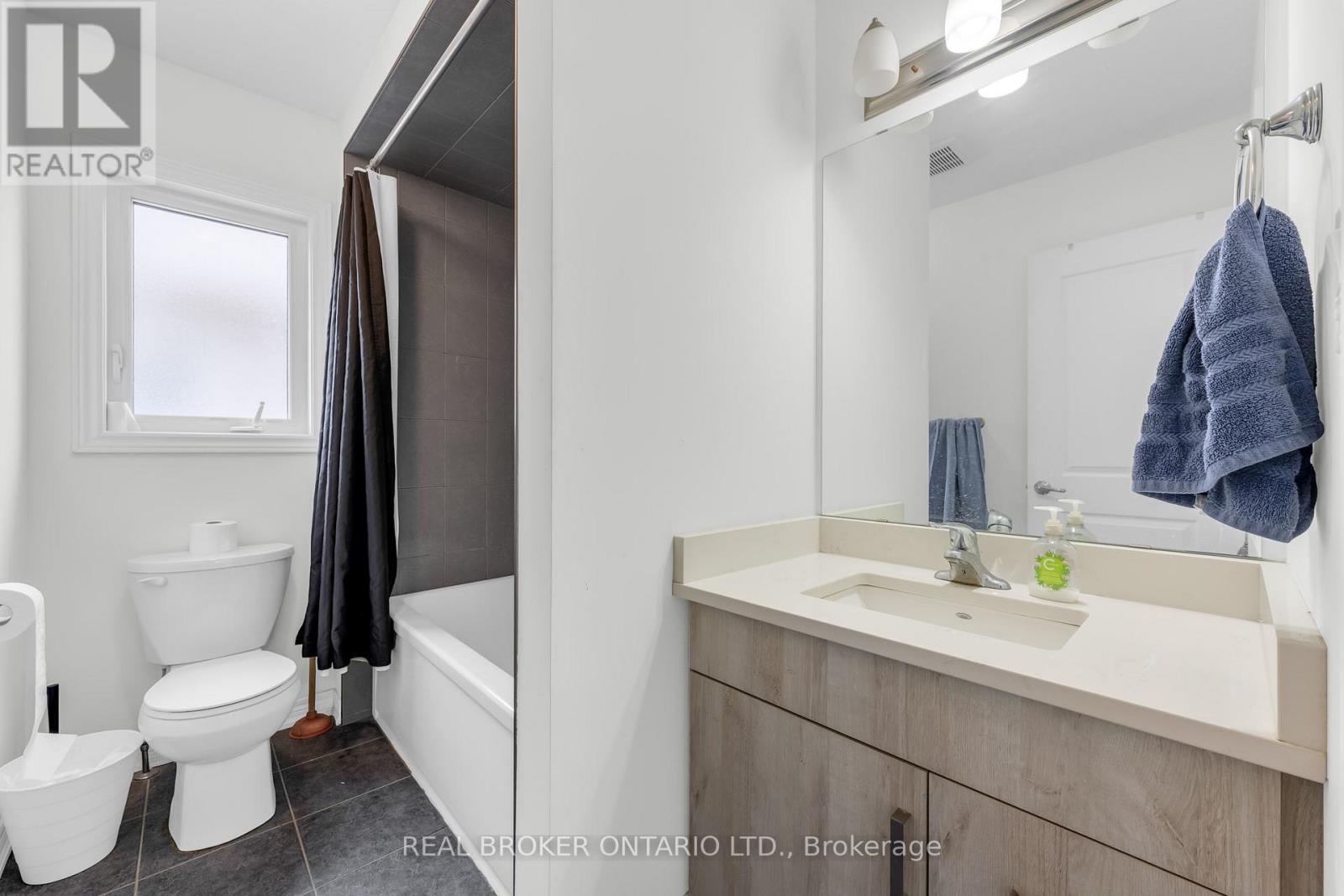 123 SYCAMORE STREET - 25