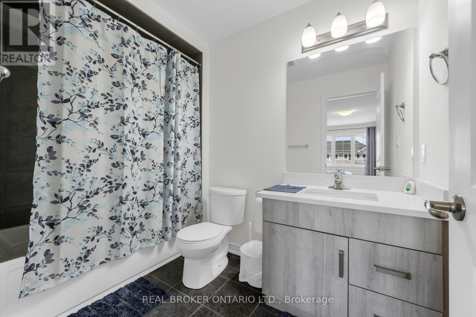 123 SYCAMORE STREET - 21