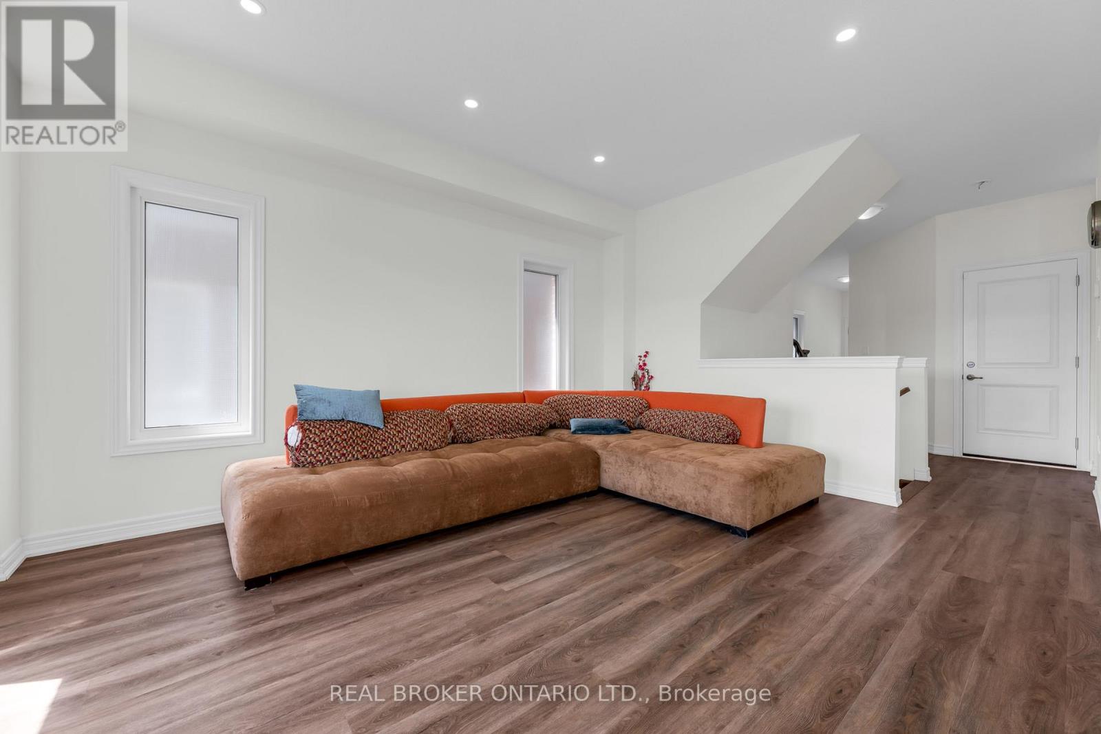 123 SYCAMORE STREET - 10