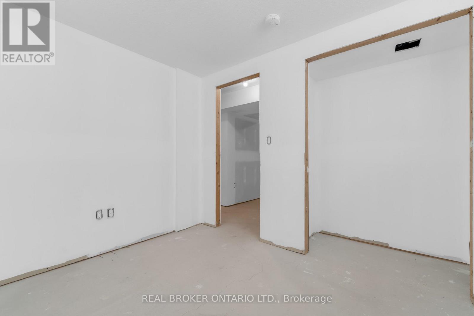 123 SYCAMORE STREET - 29