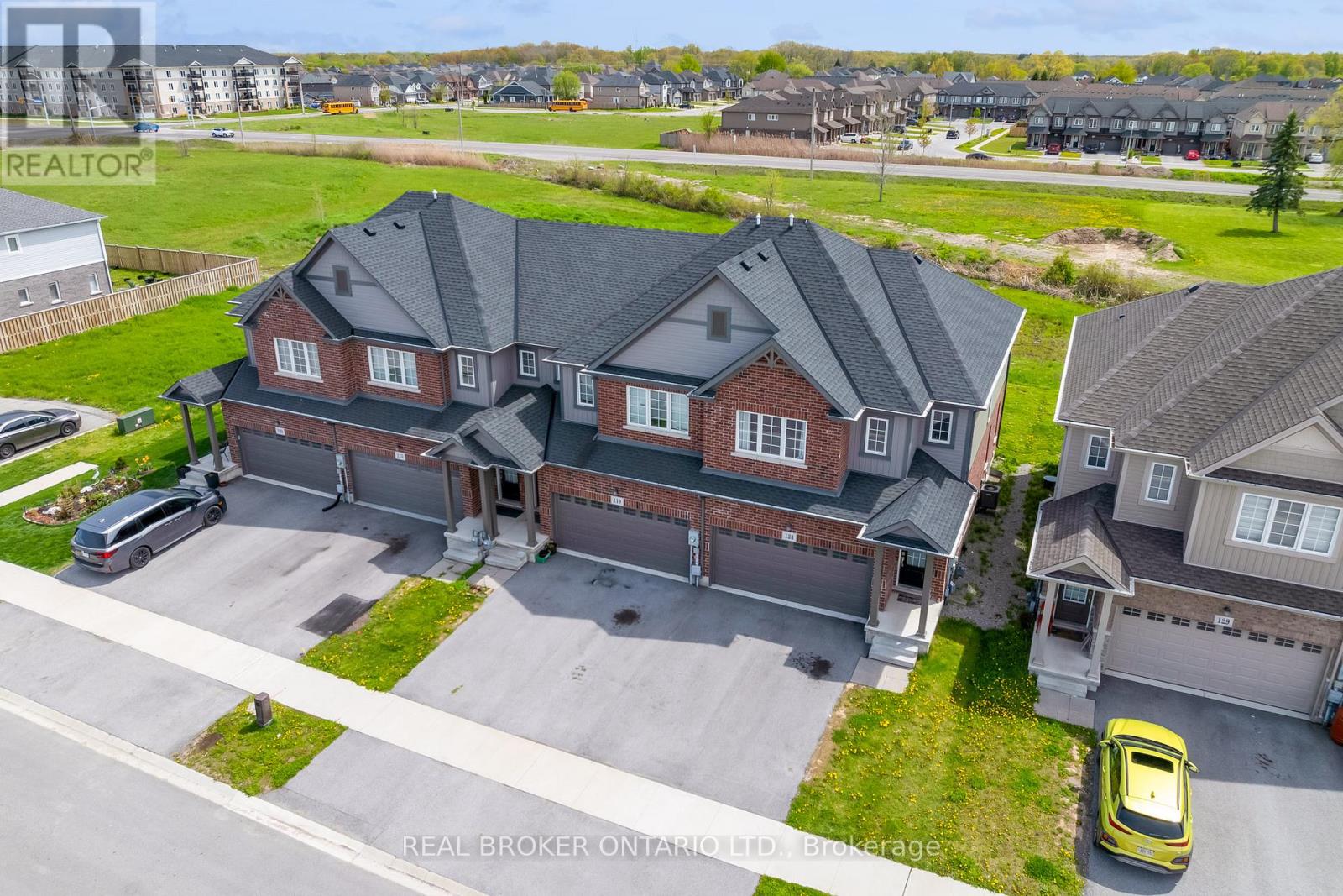 123 SYCAMORE STREET - 45
