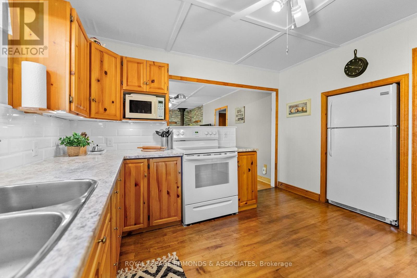 1384A CENTENNIAL LAKE ROAD - 12